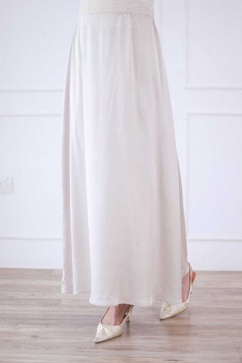Glow Satin Skirt in Creme