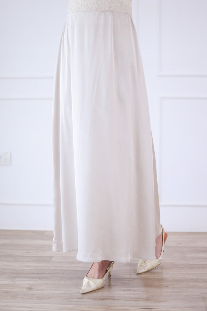 Glow Satin Skirt in Creme