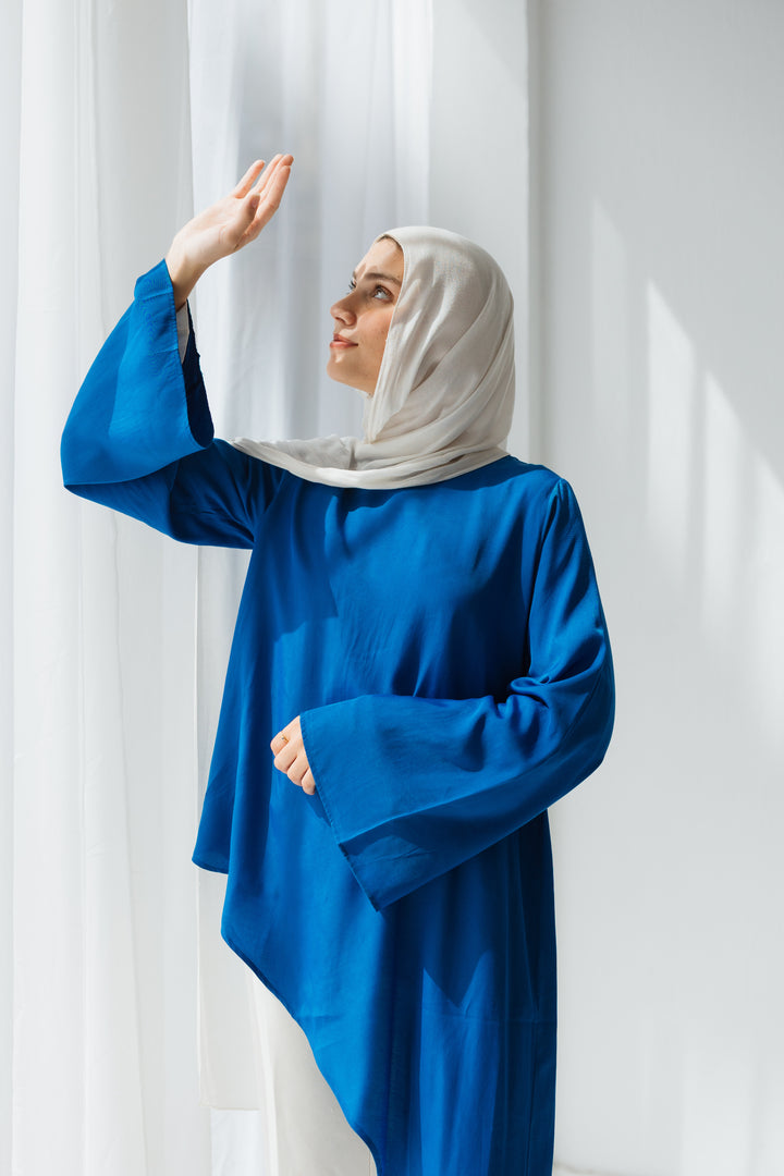 Reya asymmetrical Top In Blue