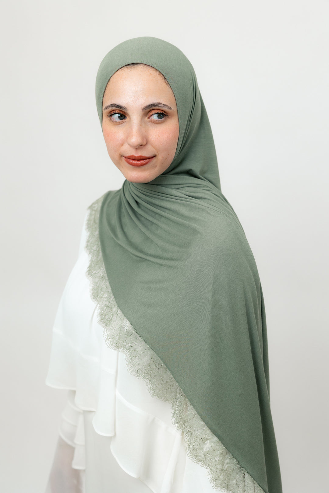 Lace Jersey Set in Pistachio