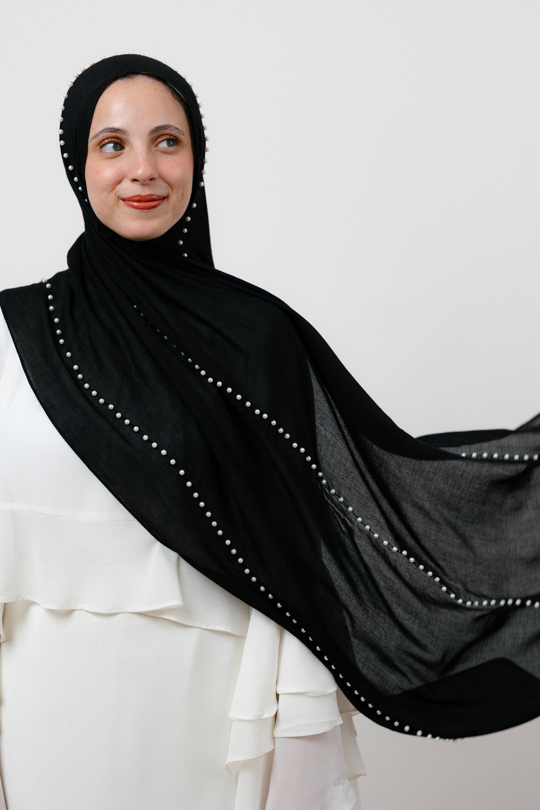 Pearl Modal in Black