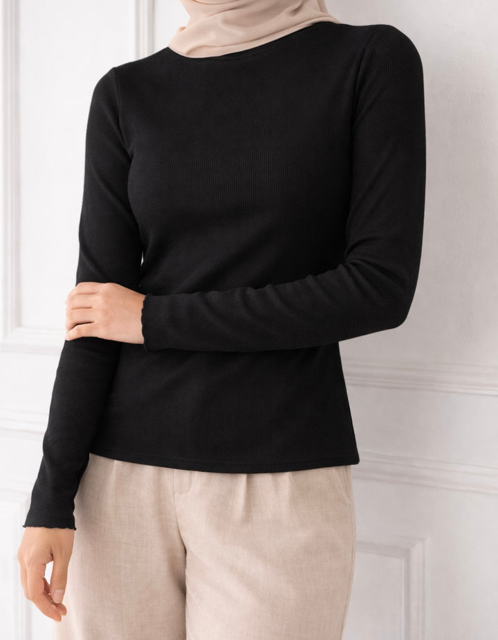 Long-Sleeve Basic Top in Black