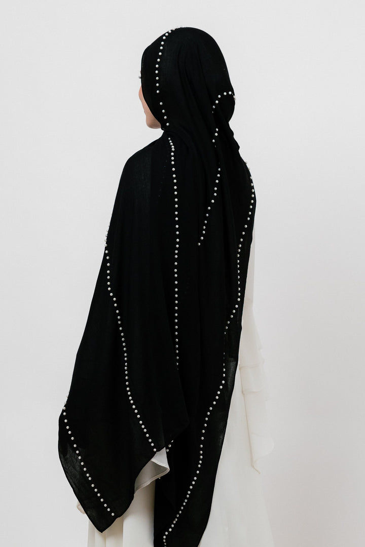 Pearl Modal in Black