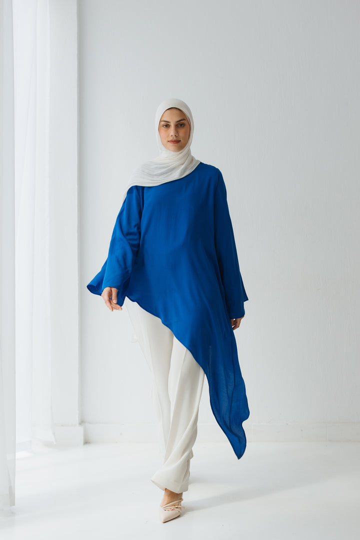Reya asymmetrical Top In Blue