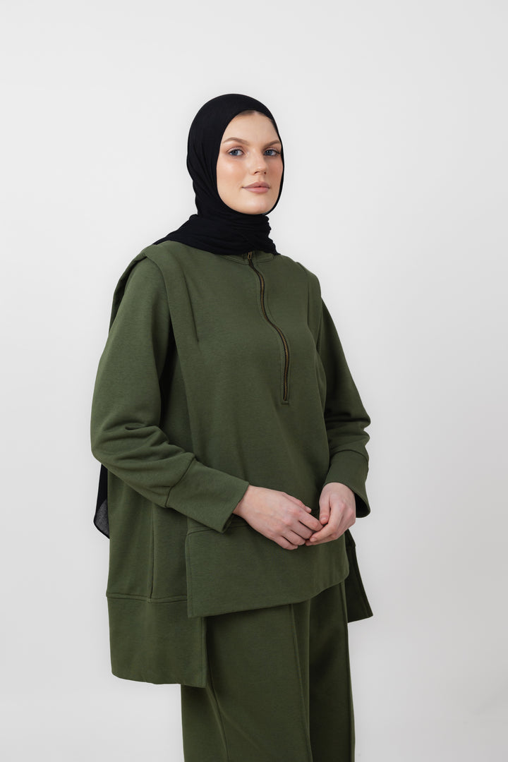 The Ease Sweatshirt in Olive