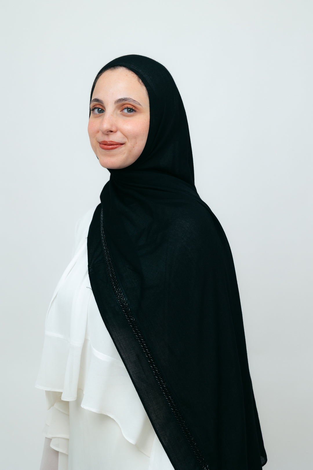 Apresmidi Modal in Black