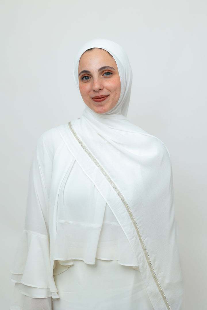Apresmidi Modal in Off White