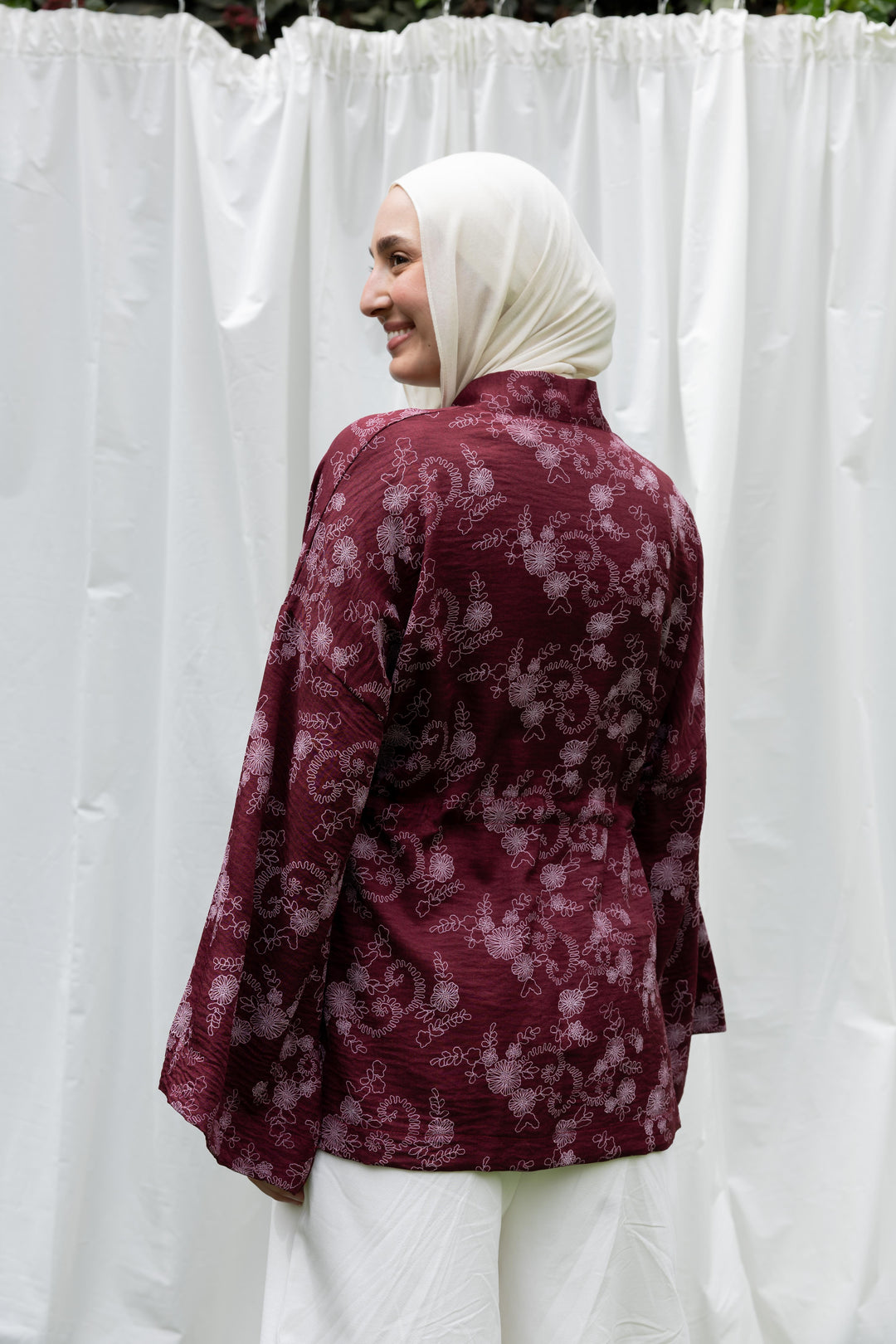 Floral Days Kimono in Burgundy