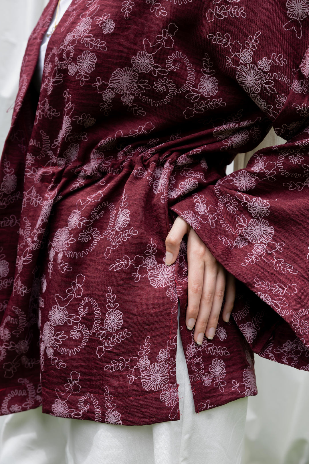 Floral Days Kimono in Burgundy