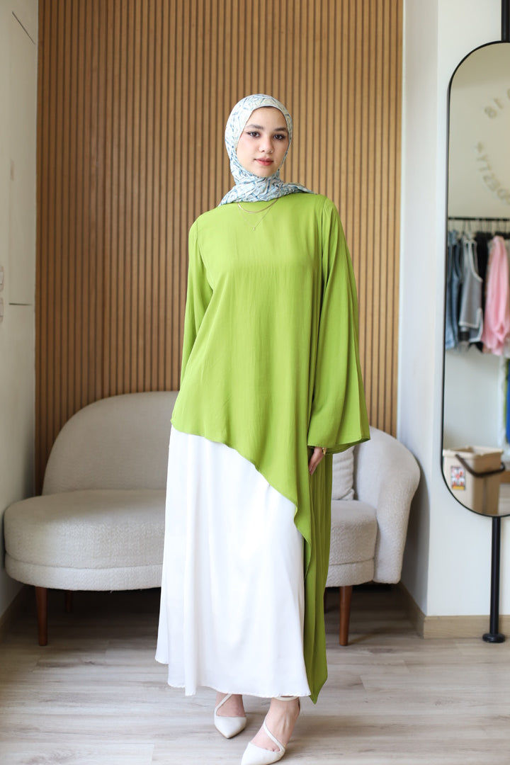 Reya asymmetrical Top In Lime