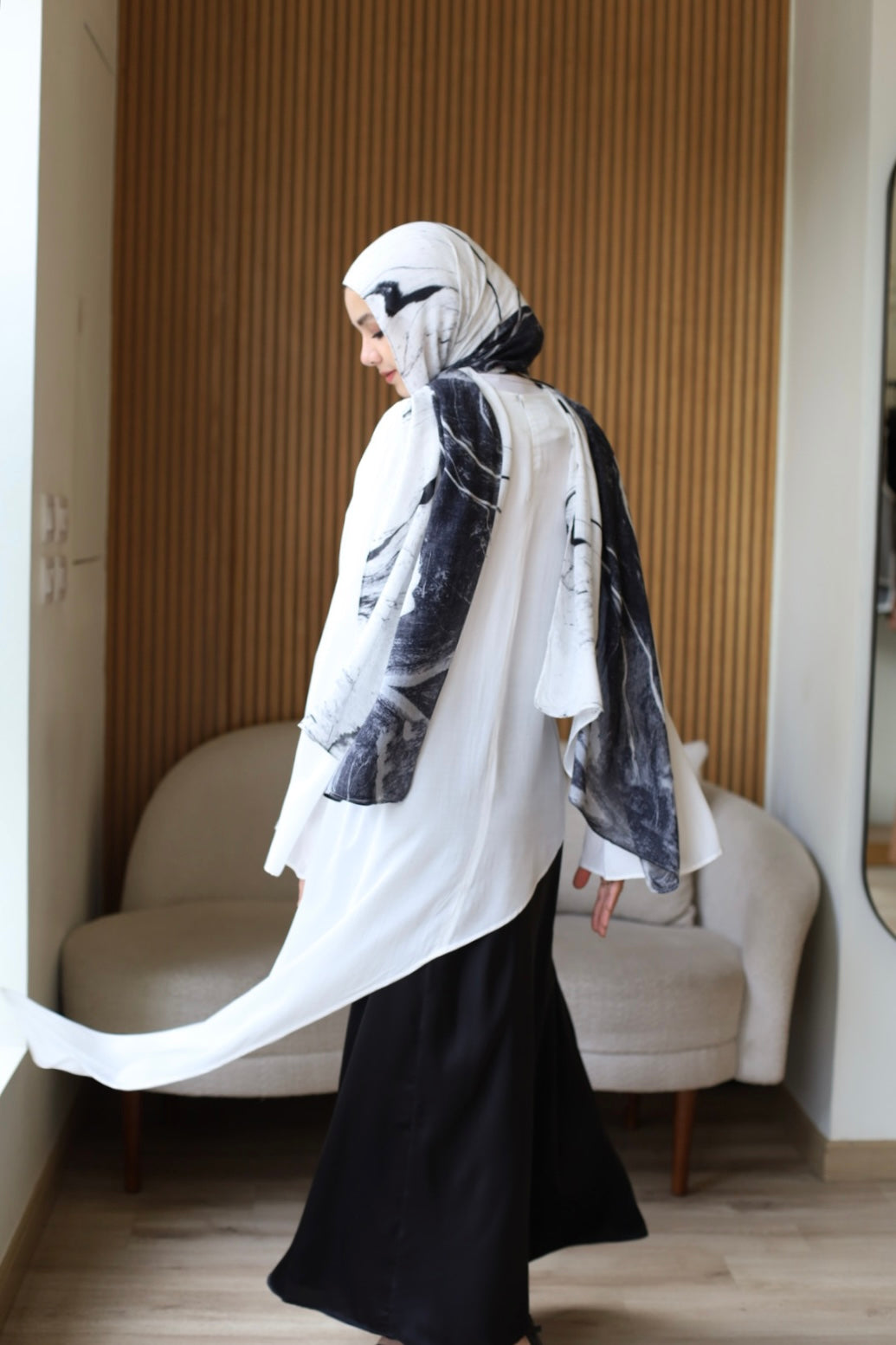 Reya asymmetrical Top In White