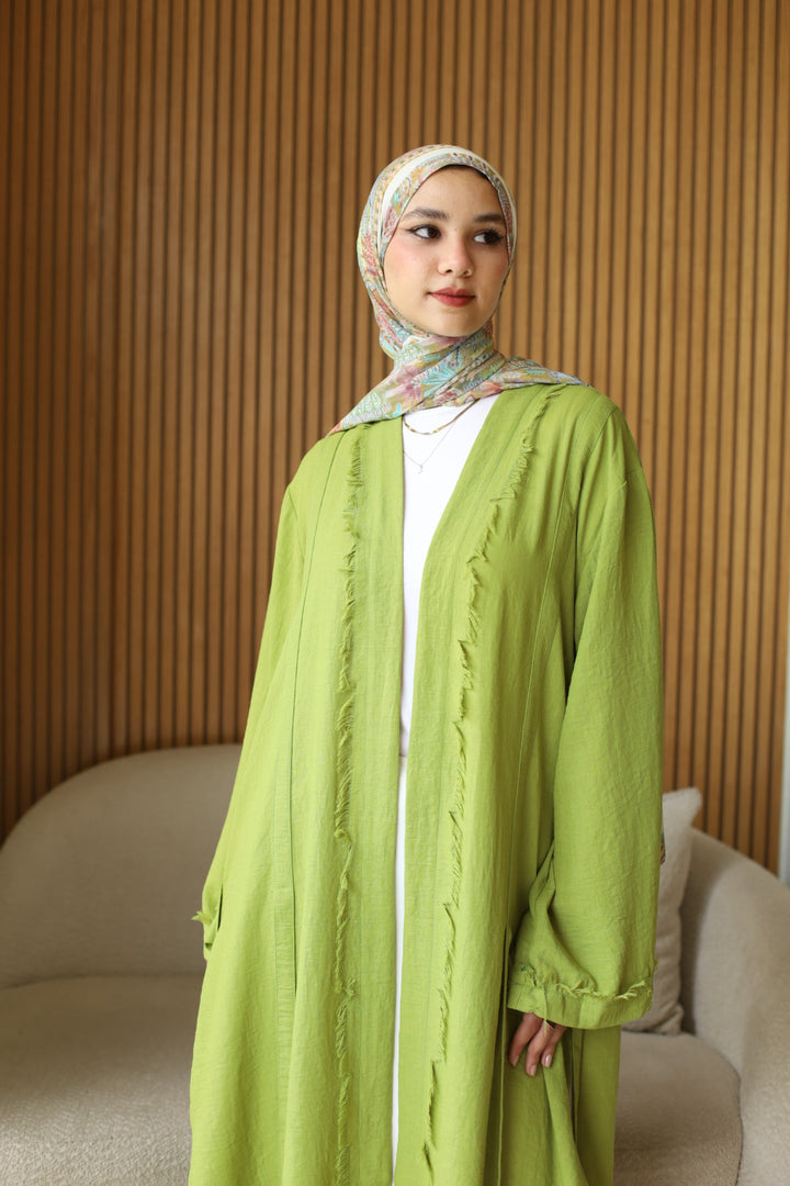 Noura Fringe kimono In Lime