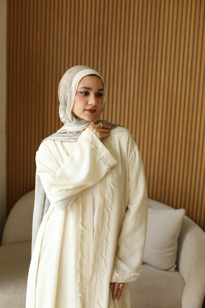 Noura Fringe kimono In Creme